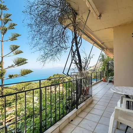 Vangelis 1 Apartment Angon