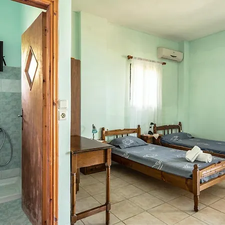 Vangelis 1 Apartment Angon